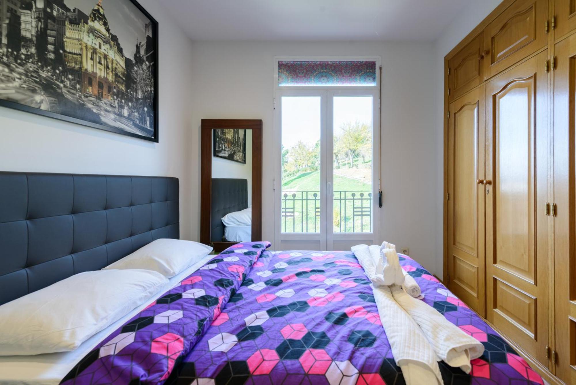 Apartamento Amplio Piso En Centro Con Vistas Al Templo De Debod *