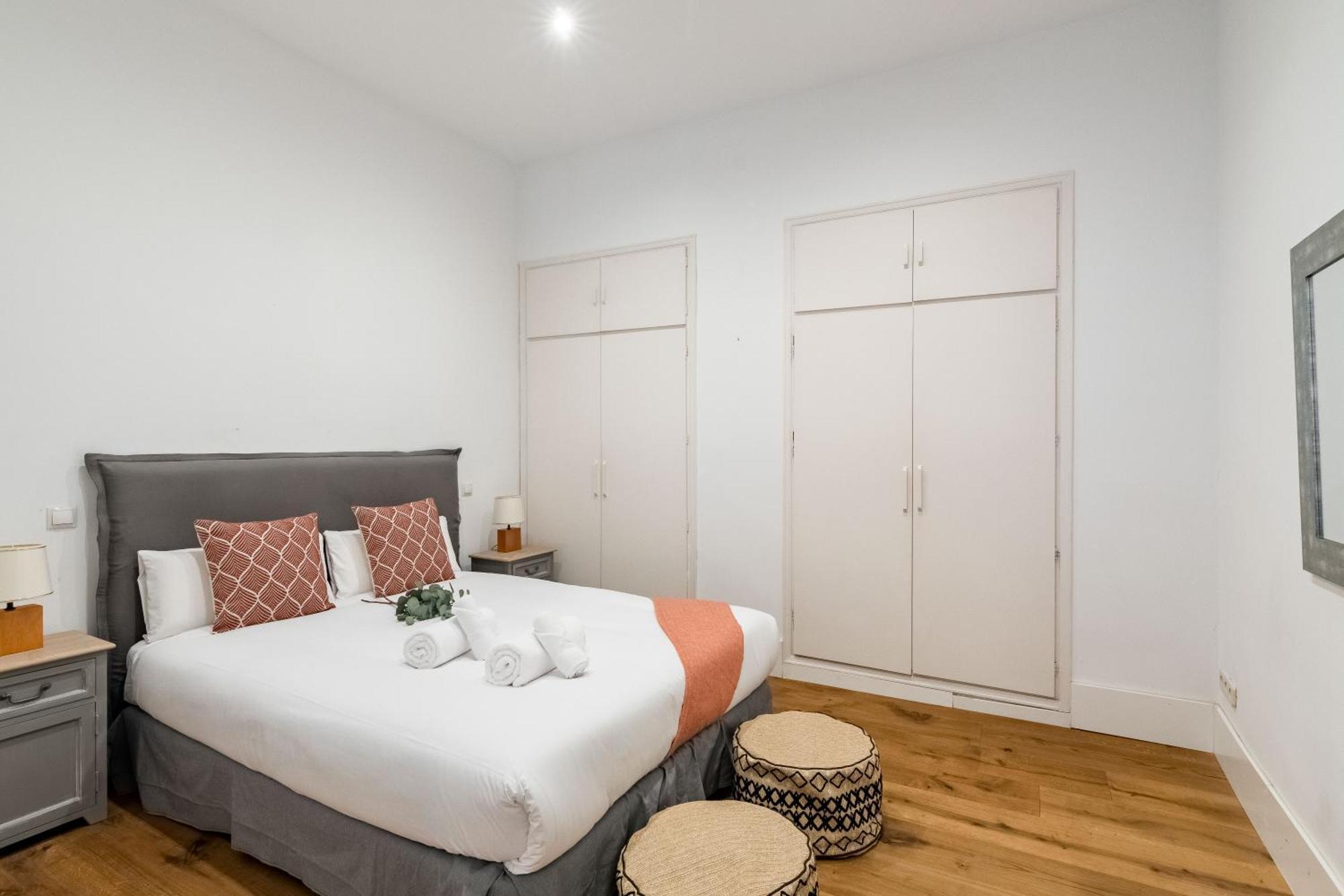 Charming Gran Via Palace - Apartment *