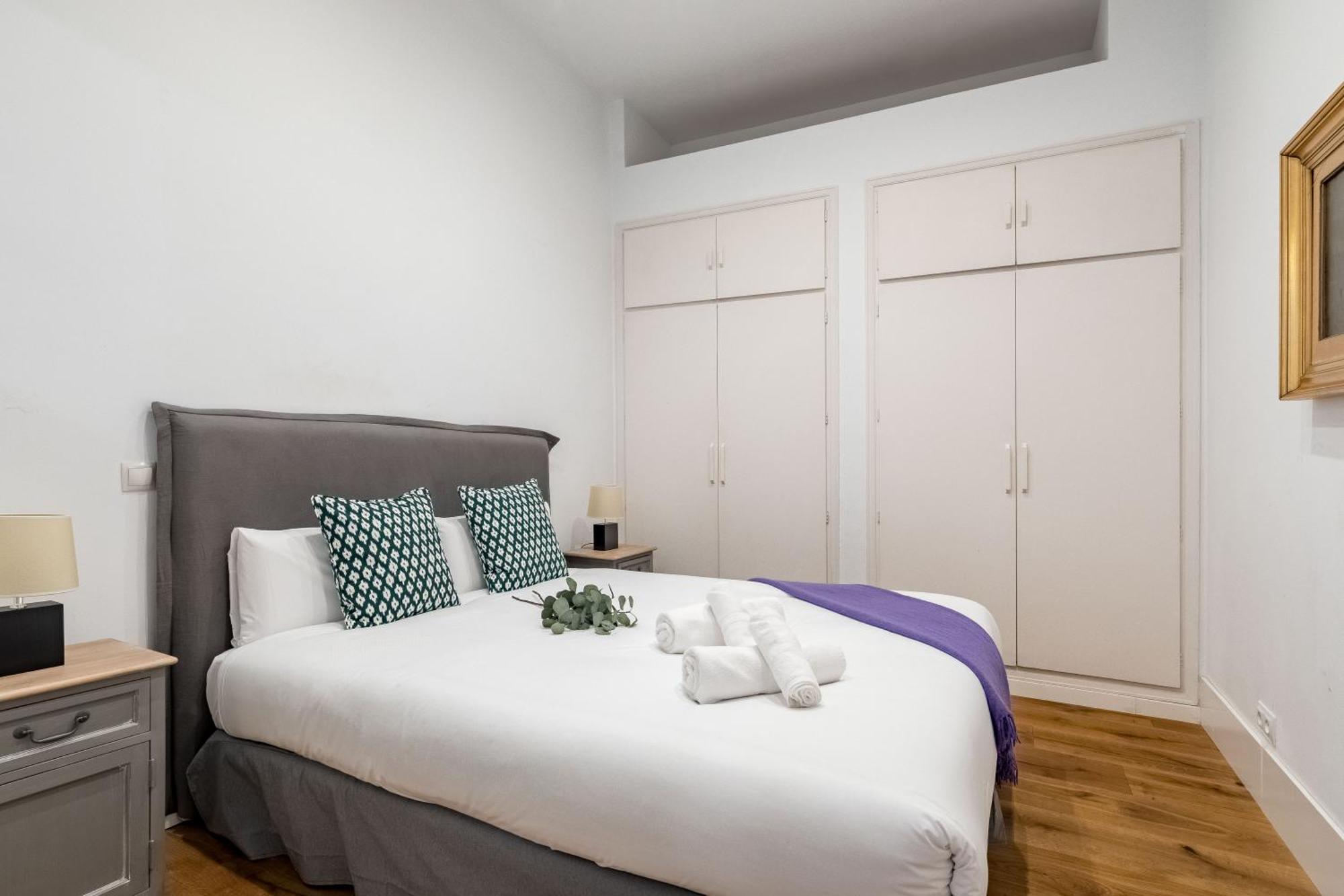 Charming Gran Via Palace - Apartment