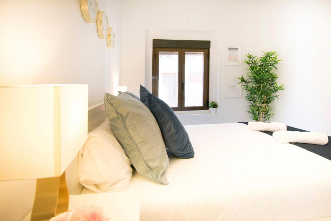 1 Bedroom 1 Bathroom- Mintystay - Plaza De San Idelfonso * Madrid