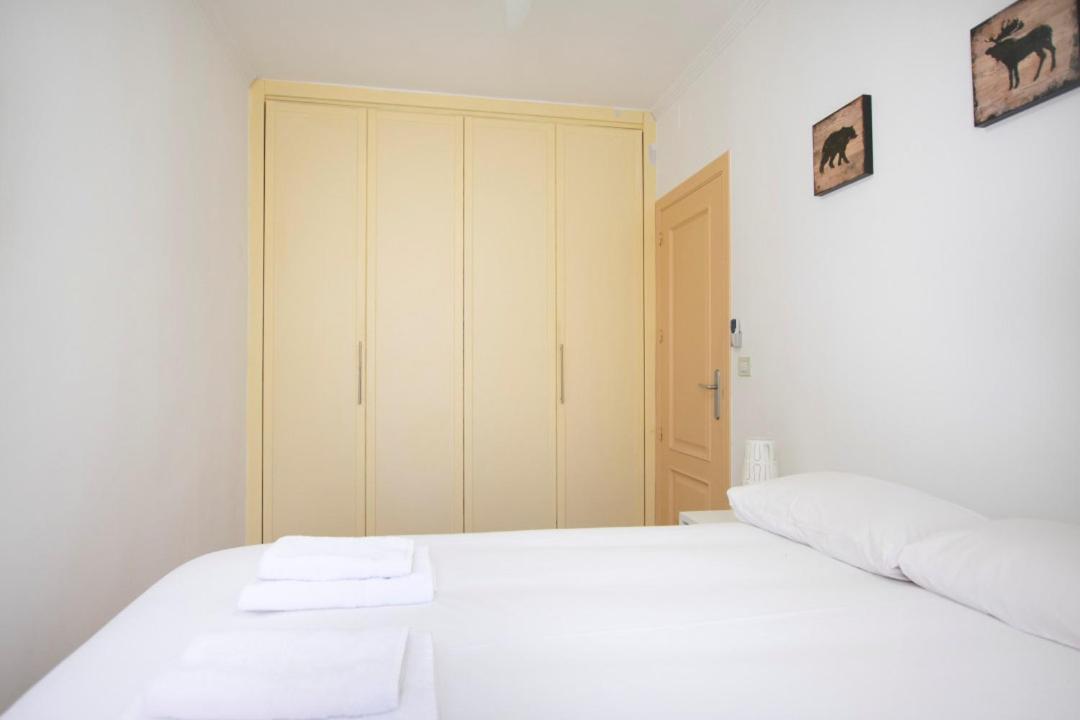 Apartment Calle De Coslada, 16