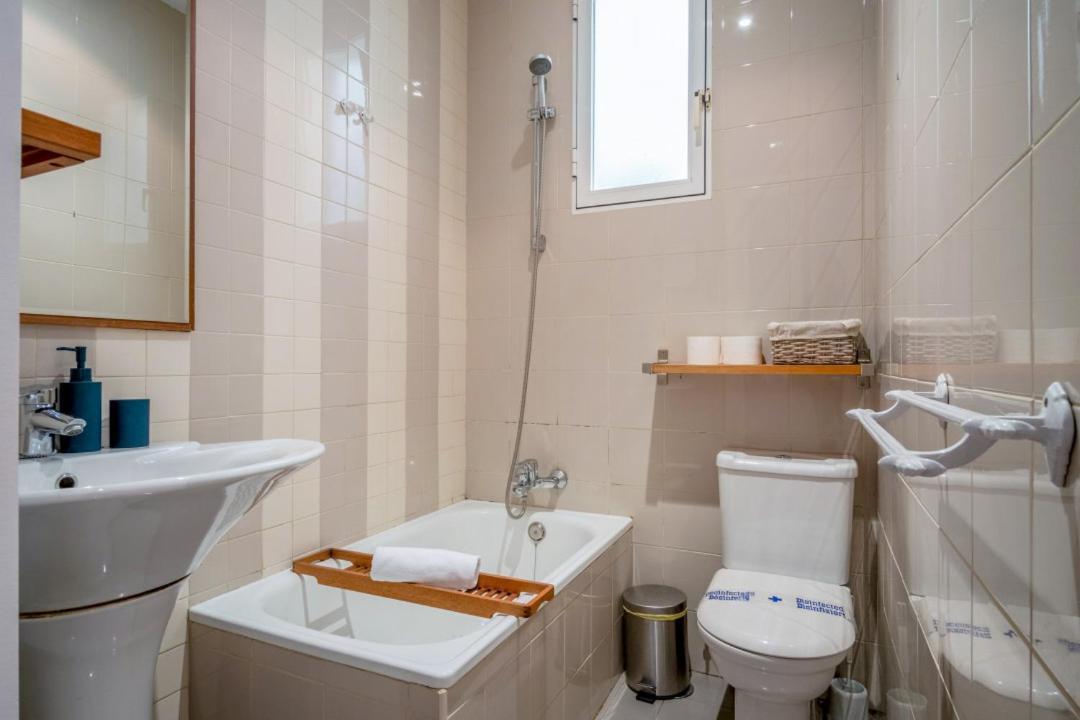 2 Bedrooms 1 Bathroom Furnished - Anton Martin - Vintage - Mintystay Madrid