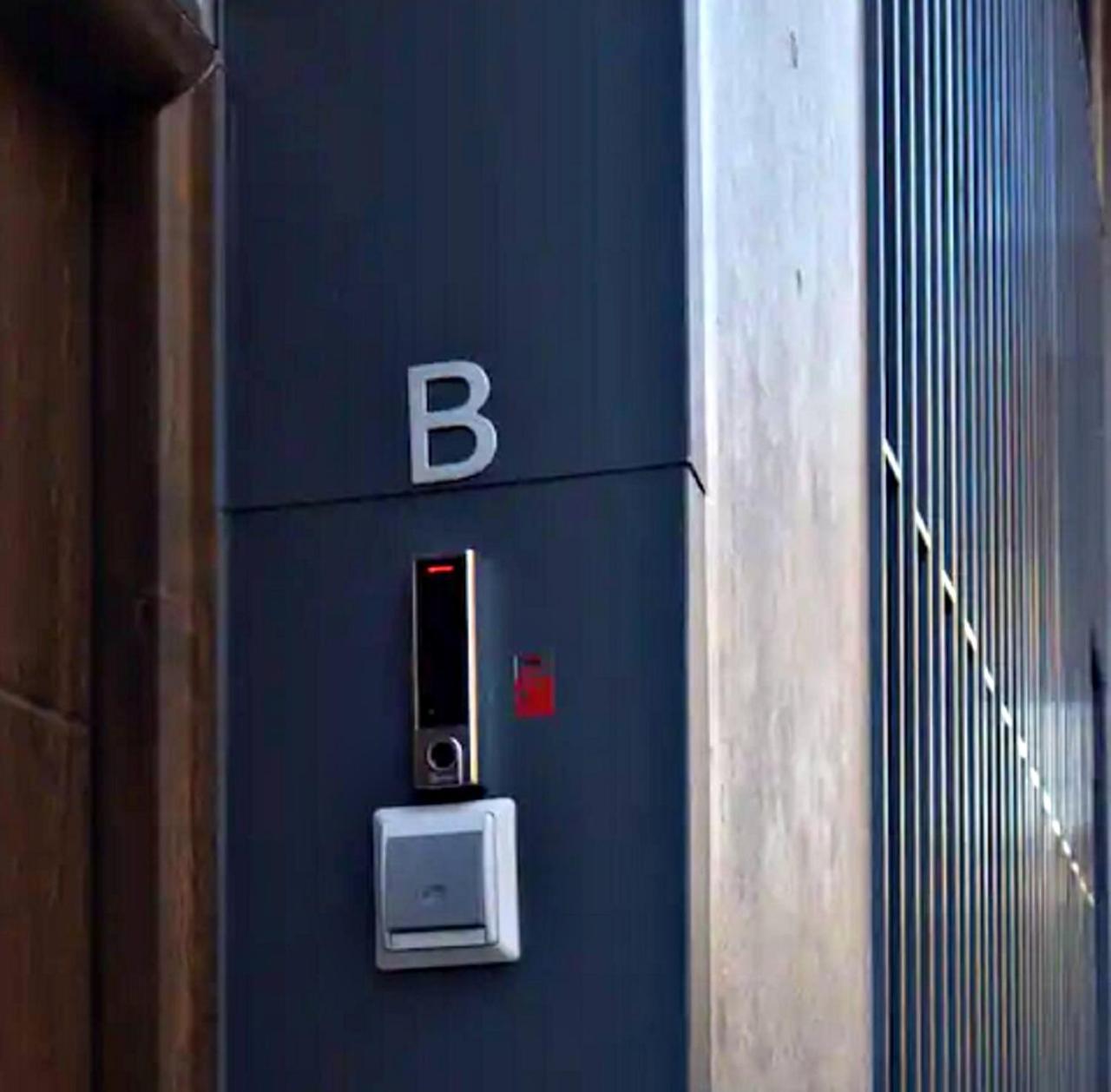 - Q2home Apartment