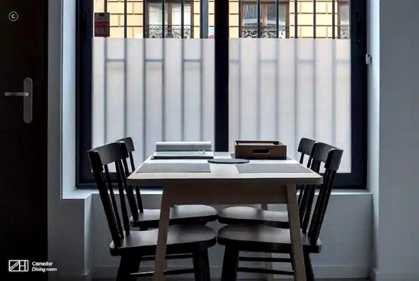 - Q2home Apartment *