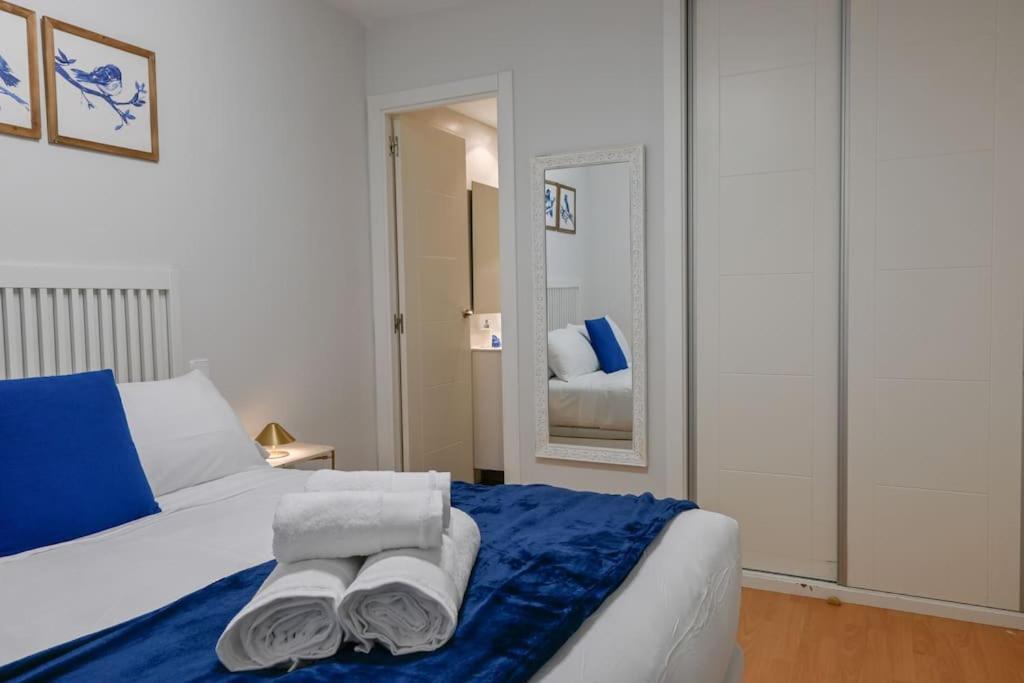 Apartment For Piso Amplio Y Calido En Temporal Jml41 Madrid
