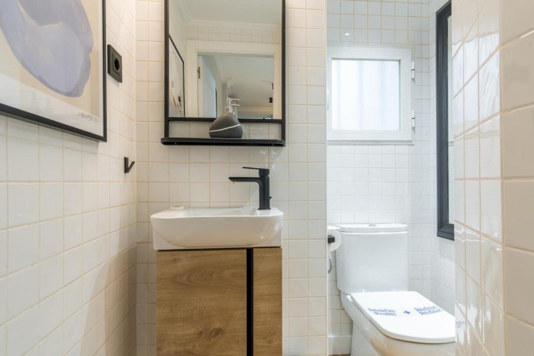 Apartamento Wide And Modern -1bd 1,5 Bth- Malasana Madri