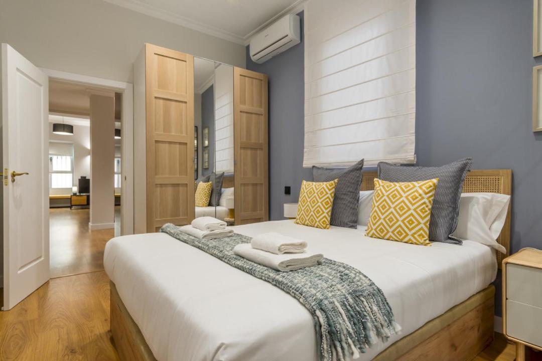 Apartamento Wide And Modern -1bd 1,5 Bth- Malasana Madri