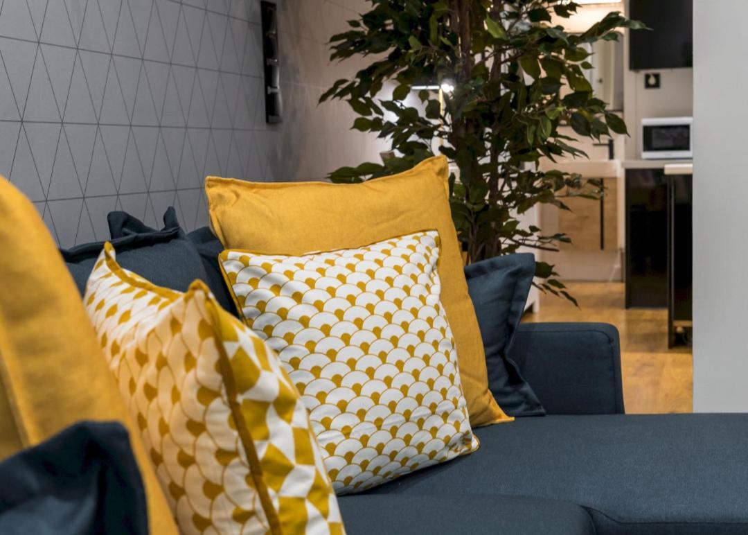Wide And Modern -1bd 1,5 Bth- Malasana Madri