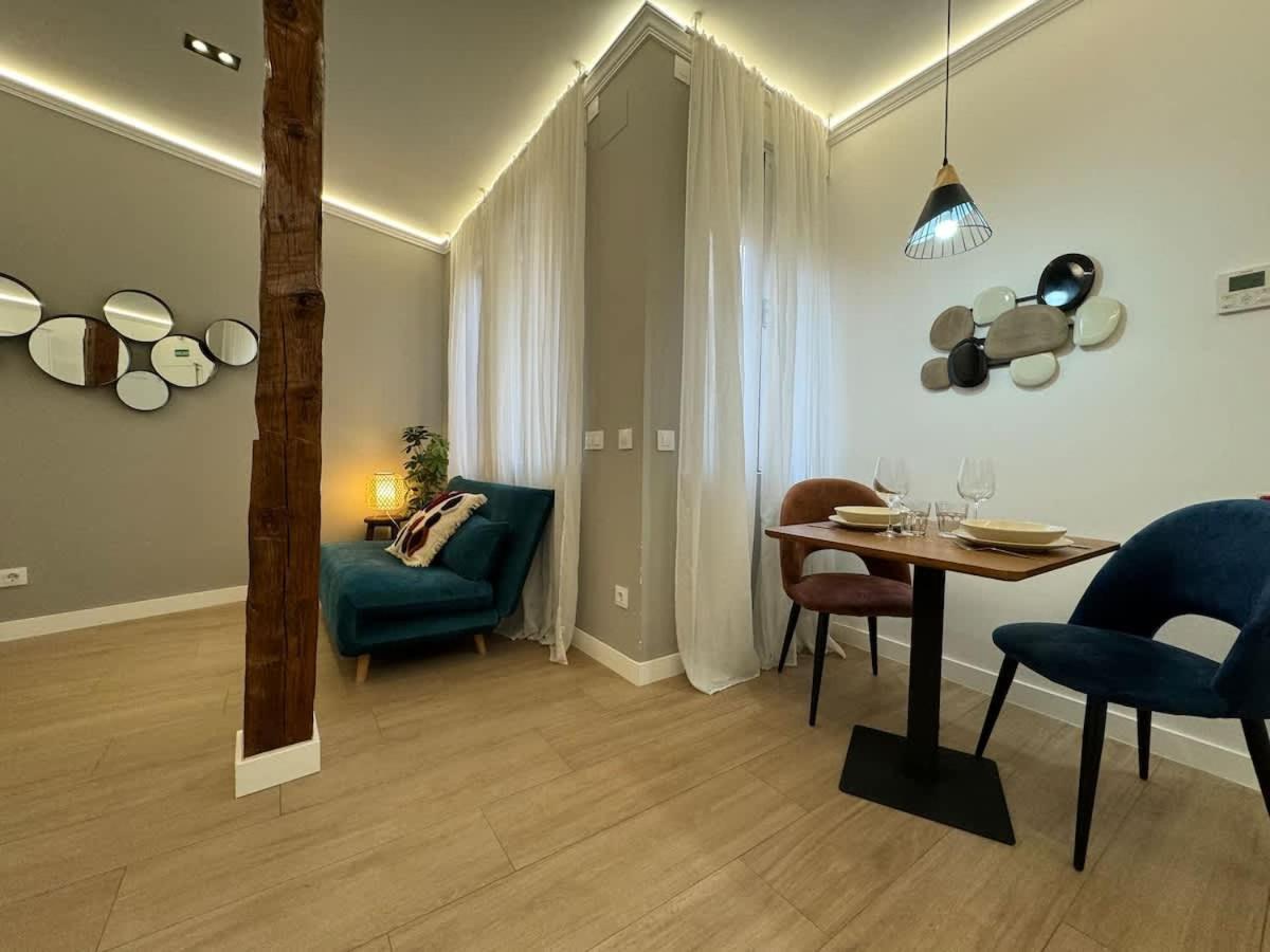 Plaza Mayor Cozy Private With Ac