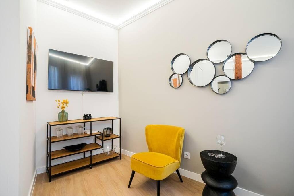 Plaza Mayor Cozy Private With Ac