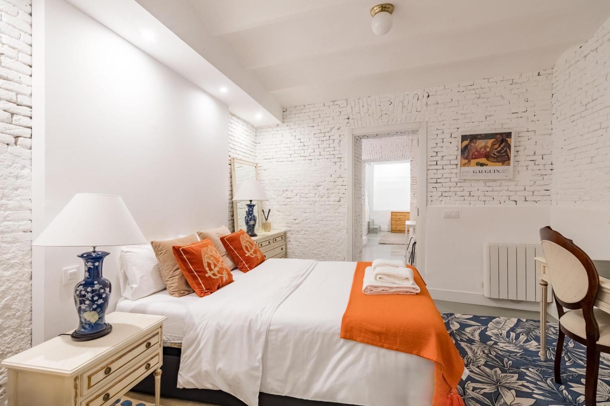 Apartment White Urban Vibes