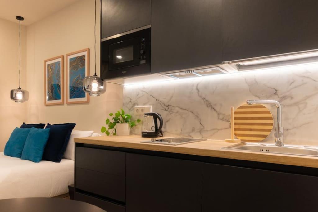For Estudio Oriente Diseno Y Confort En Delicias Temporal Del2916 Apartment *