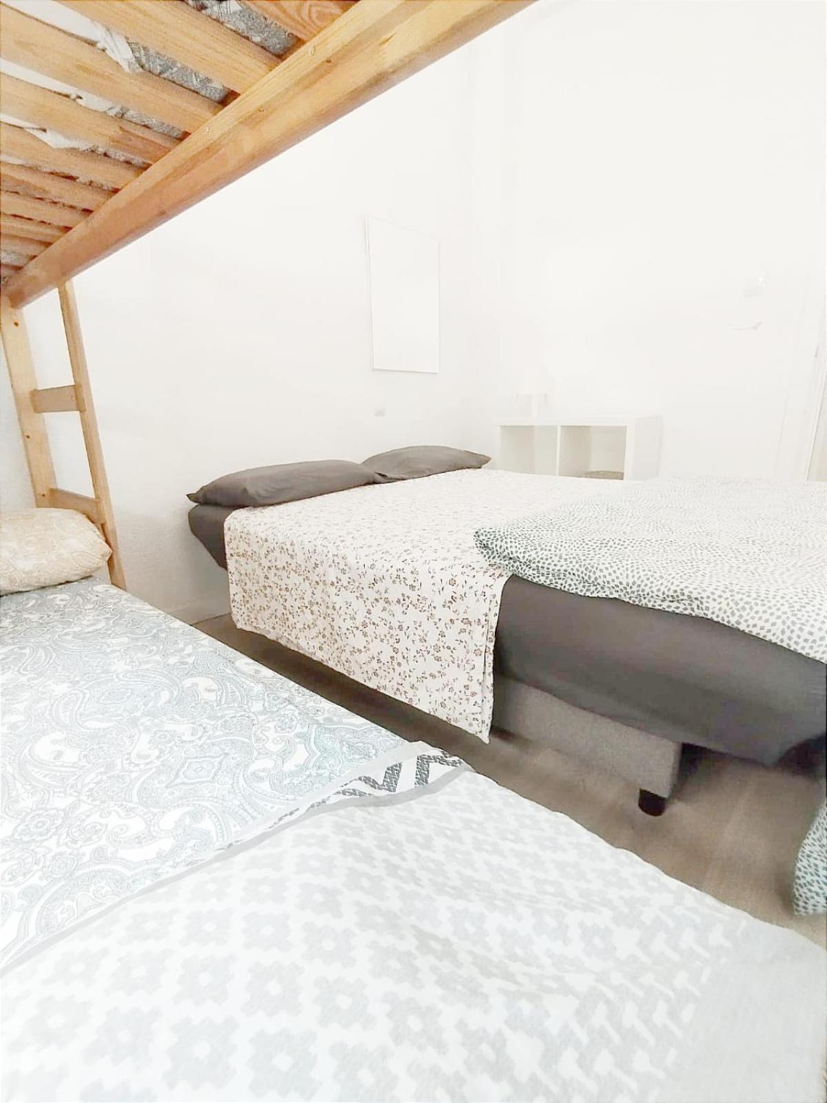 Mm76 Piso 2 Salon Puente De Vallecas Madrid