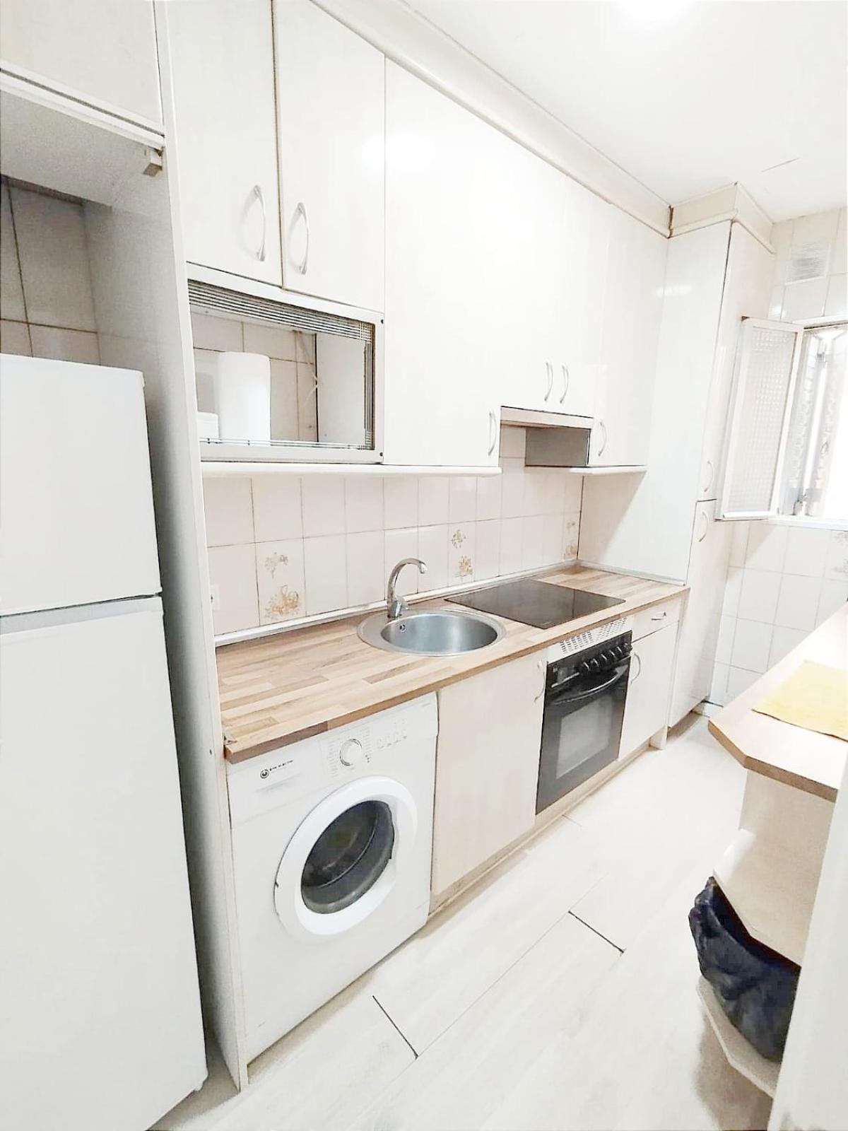 Mm76 Piso 2 Salon Puente De Vallecas Apartment *