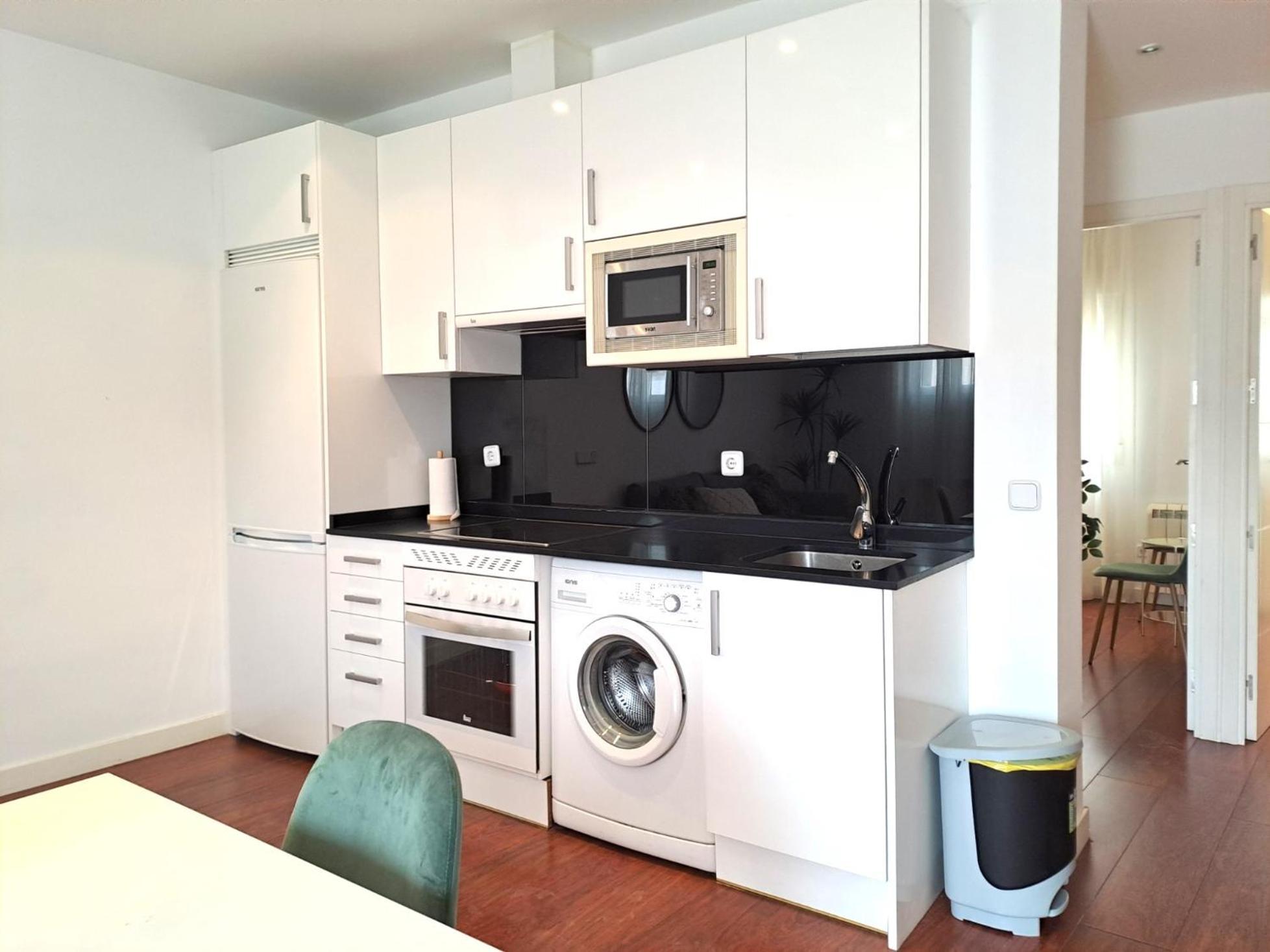 Apartment Escorial 16 4ºa *