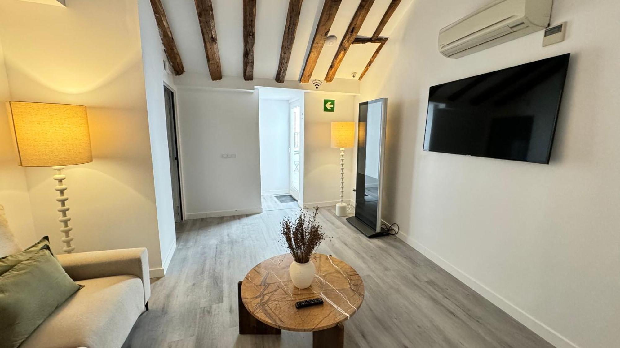 Hostel Leganitos -no Ascensor- *