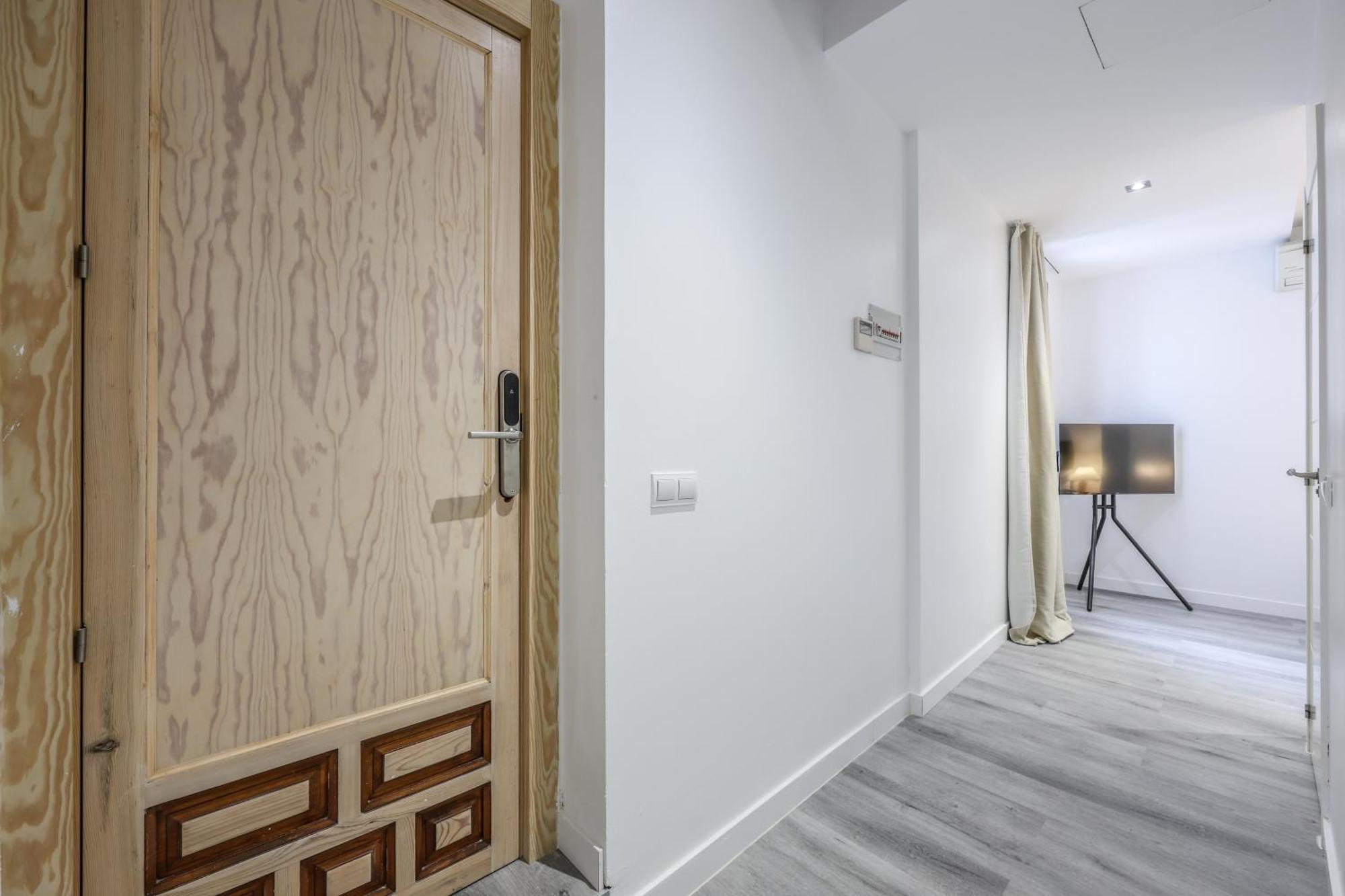 Hostel Leganitos -no Ascensor- *