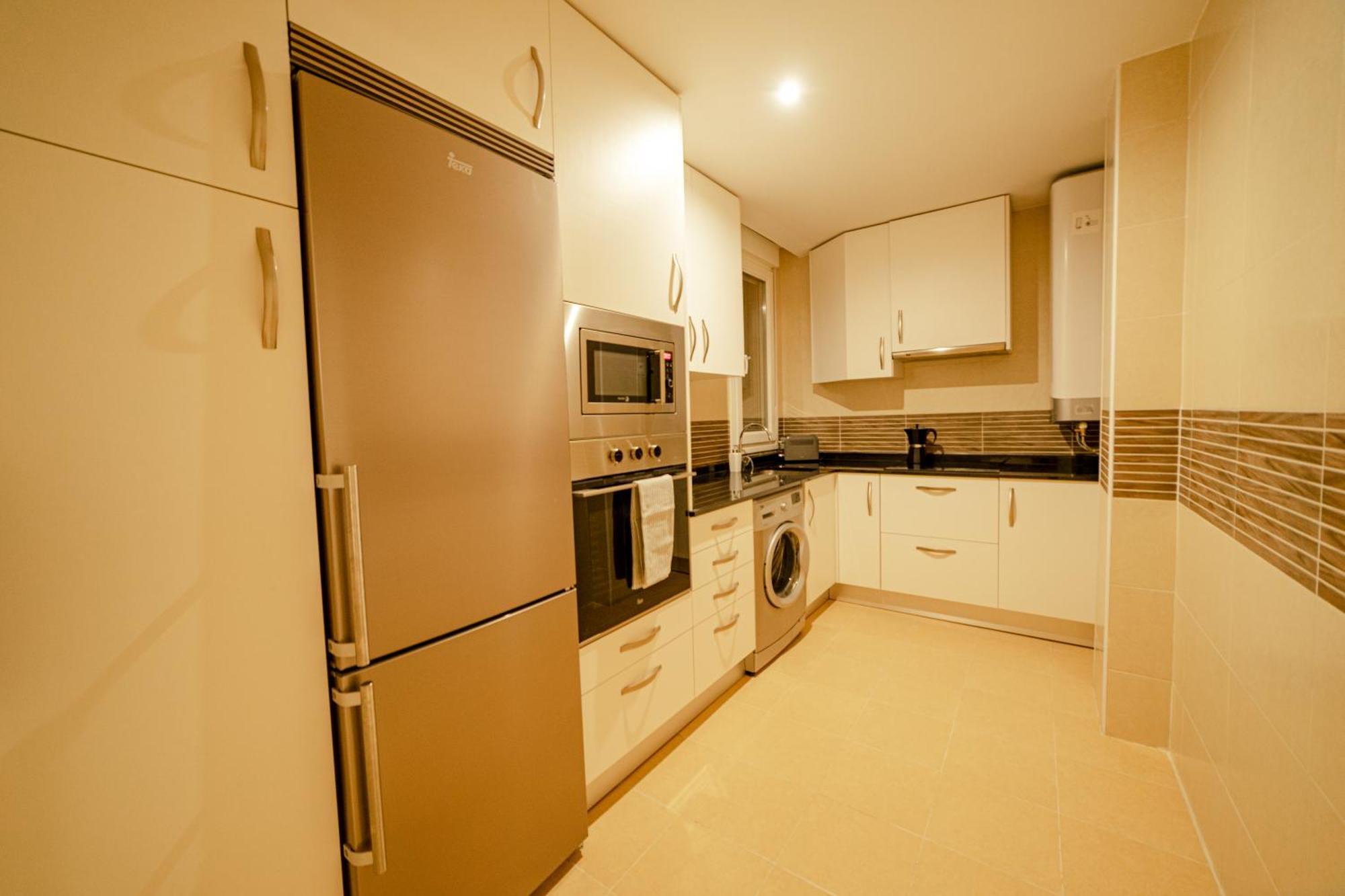 Apartamento Avenida De America -chamartin- 0a93 Madrid