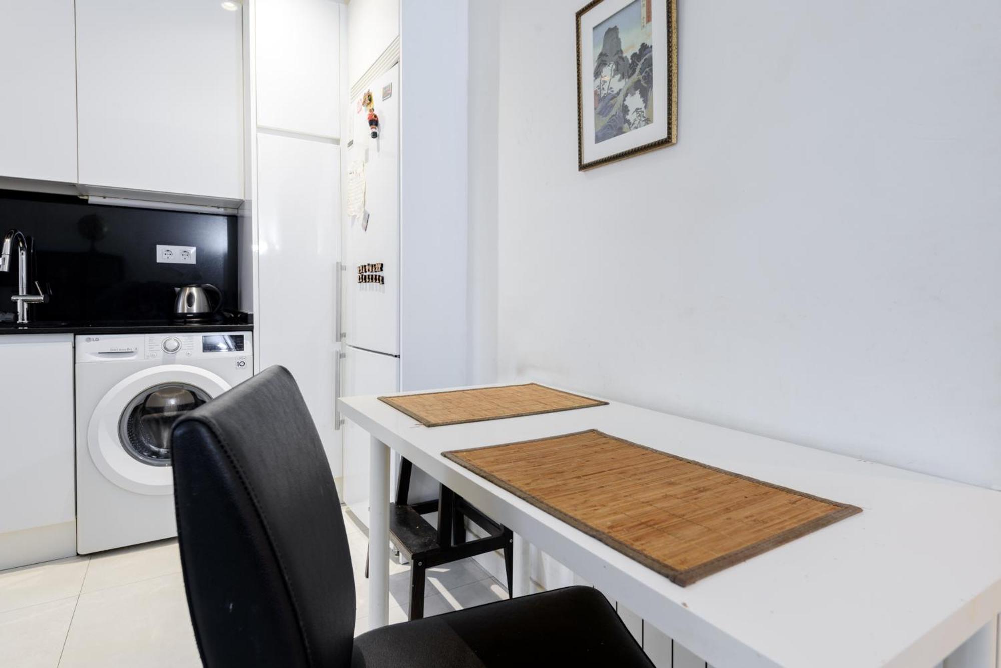 Apartment Modern In Goya With Balcony - Retiro Park