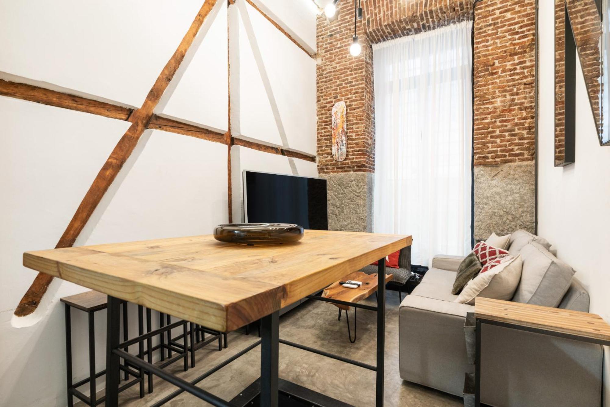 Iconic Loft Industrial En El Centro De Alquiler Temporal Apartment
