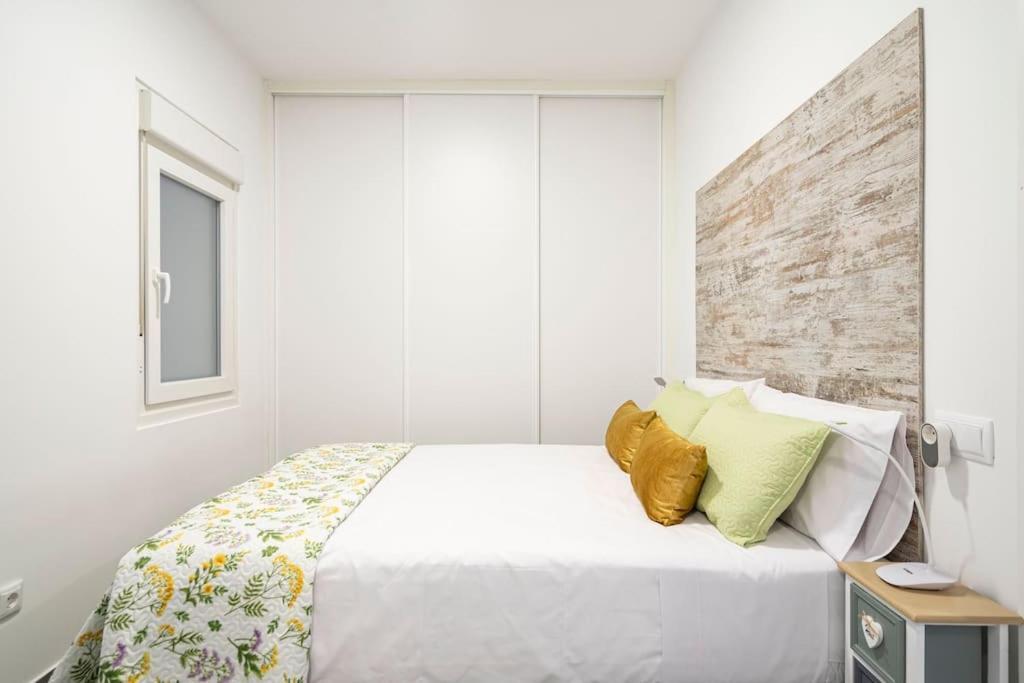 Rio Puente Segovia Apartment Madrid