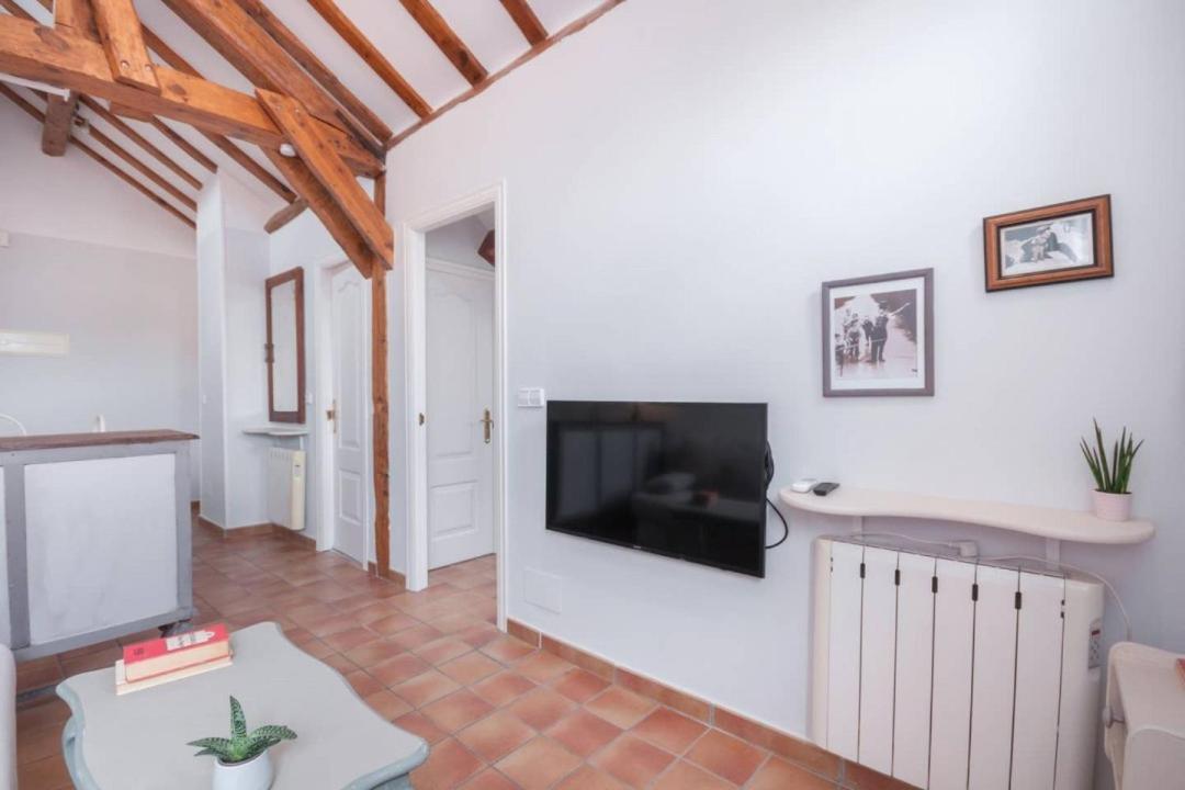 Apartment Cozy One-bedroom Penthhouse La Latina