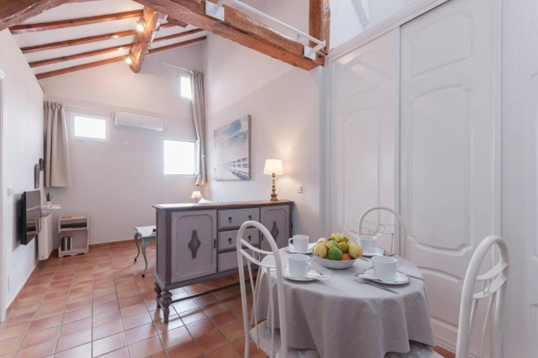 Apartment Cozy One-bedroom Penthhouse La Latina Madrid