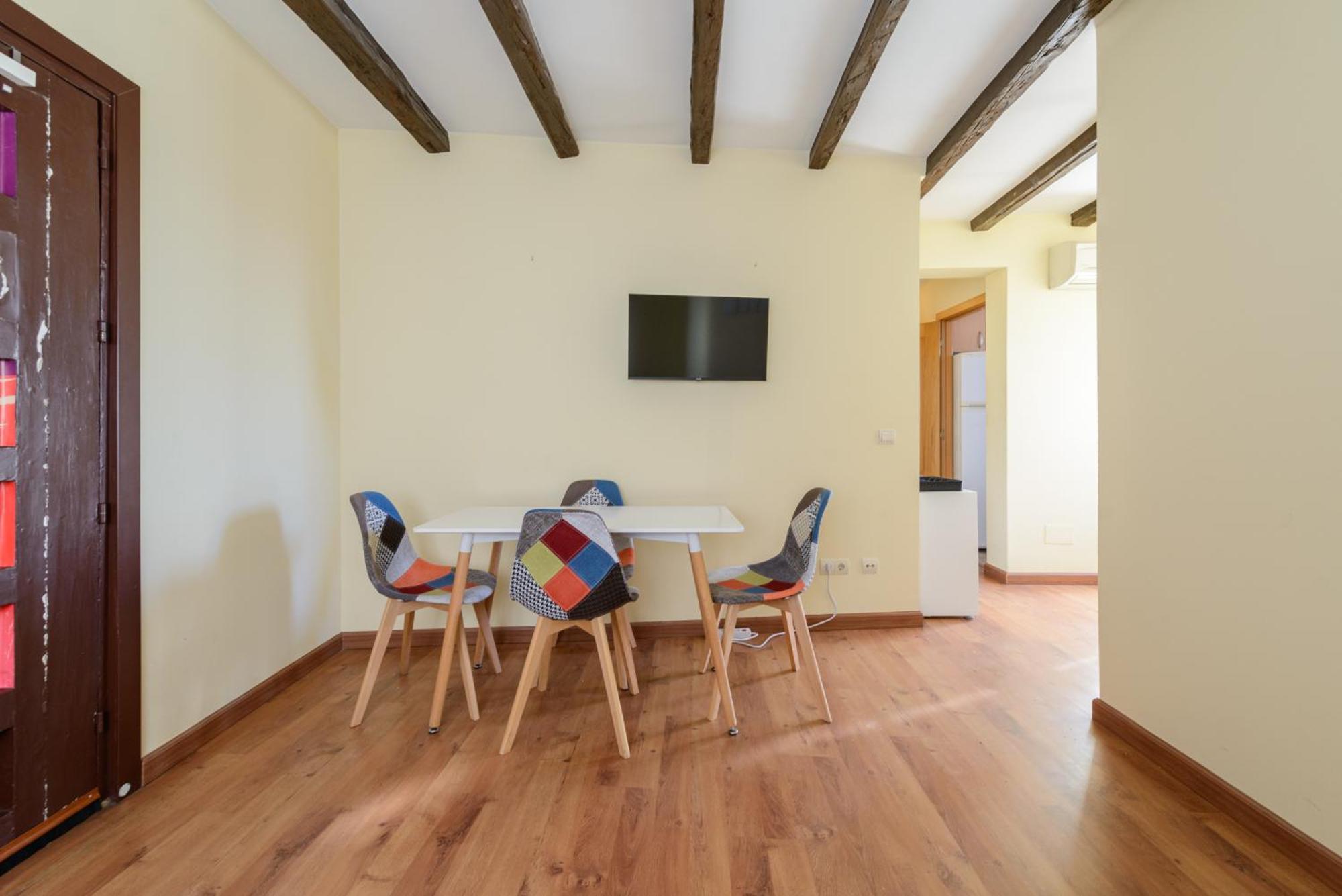 Acogedor Apartamento En El Centro Con Vistas * Madri