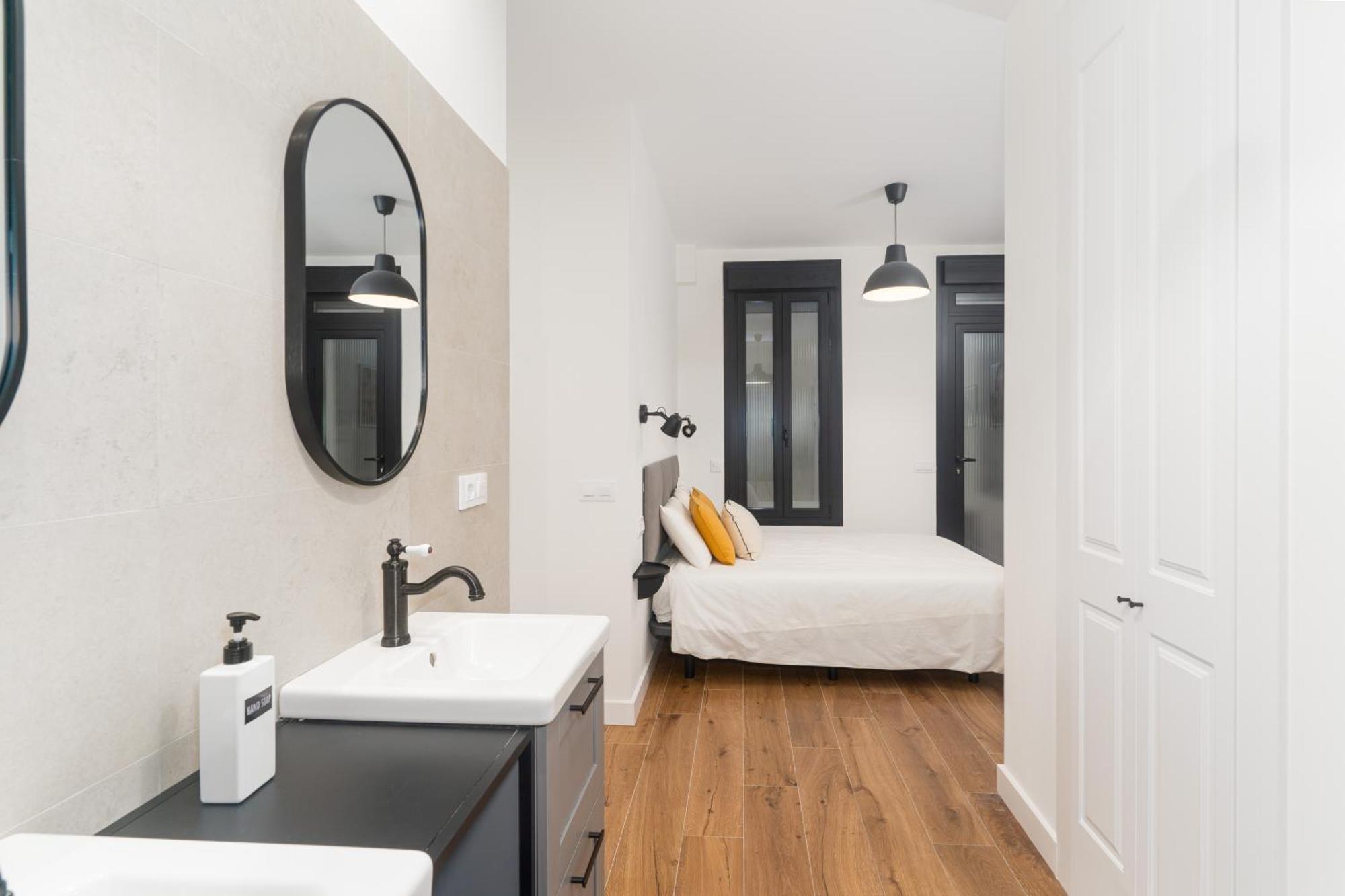 Charming Chamberi Ii Apartment