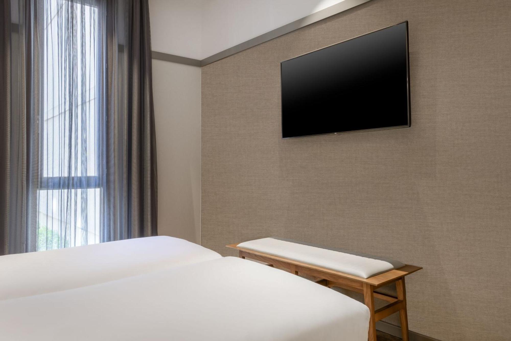 Hotel Ac Recoletos By Marriott