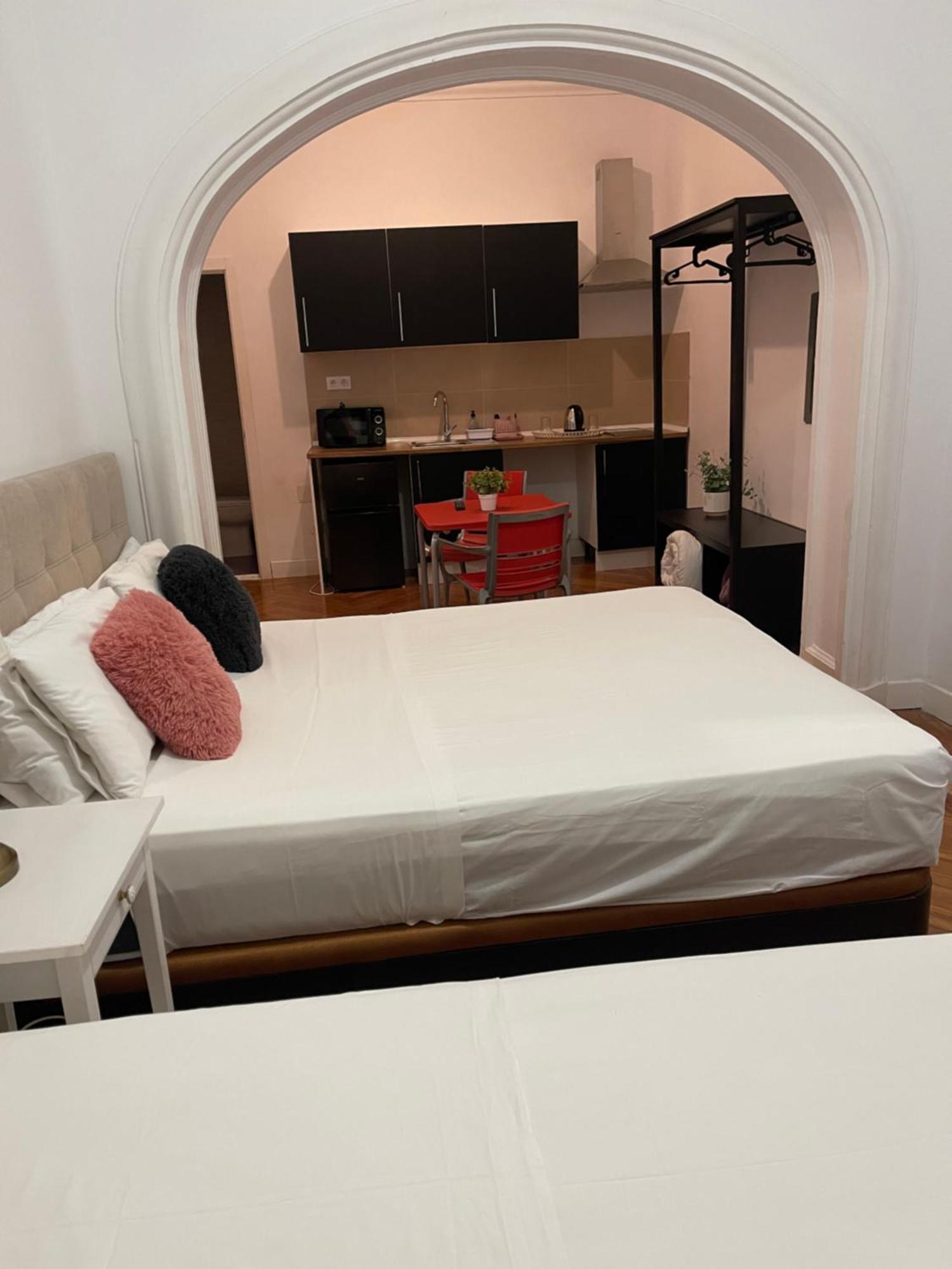 Grand Via House Pensión