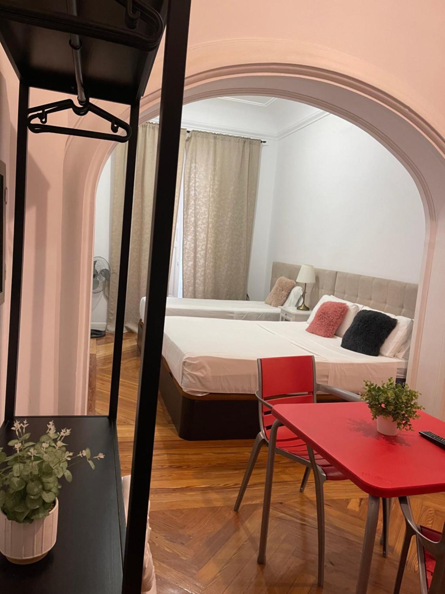 Pensión Grand Via House 3*