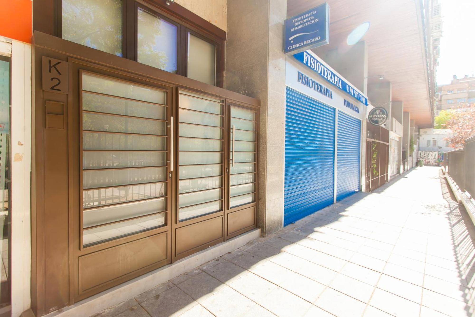 Guernica Luxury Duplex - Location, Light, And Art Apartamento Madri