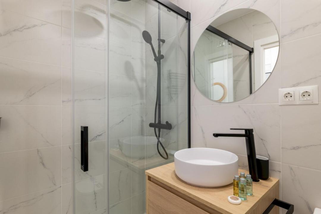2 Bedrooms 2 Bathrooms Furnished - Retiro - Refurbished - Mintystay Apartamento