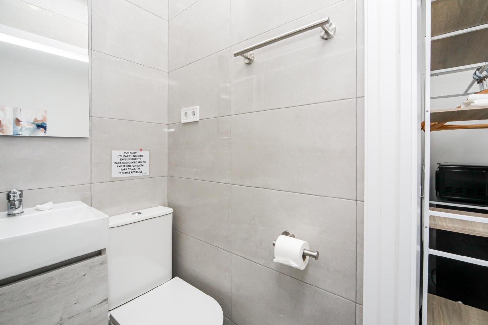 Lena Guest house *