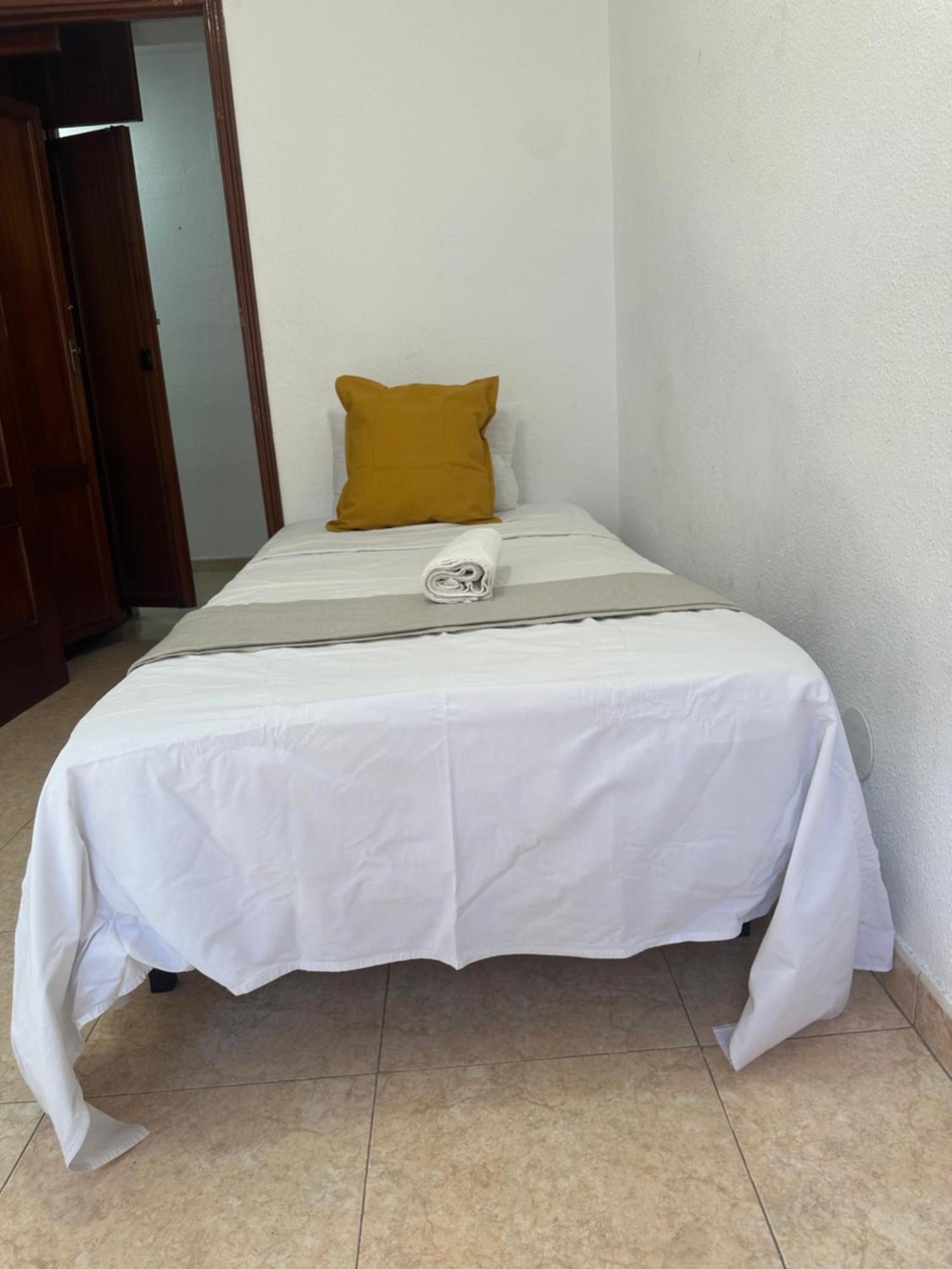 Piso Familiar Apartment *