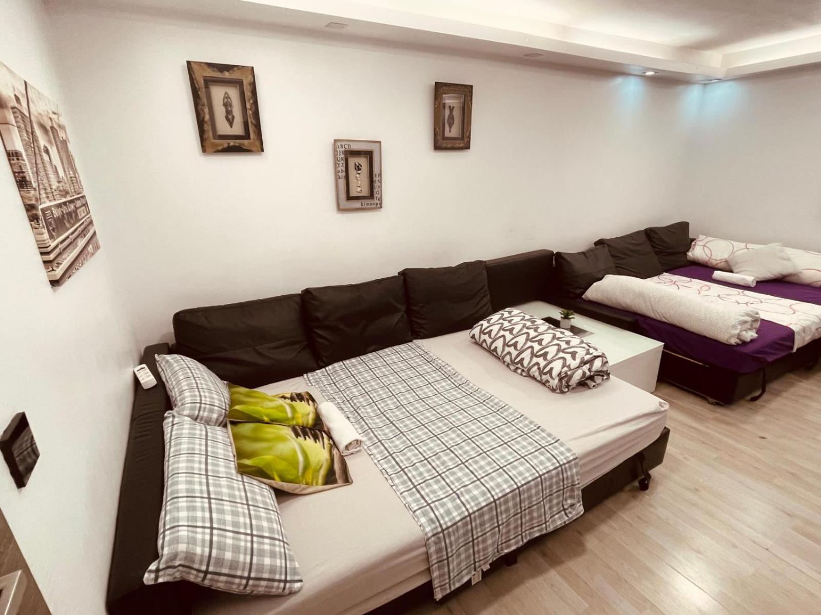 Apartment Privadas Calle Riojanos *
