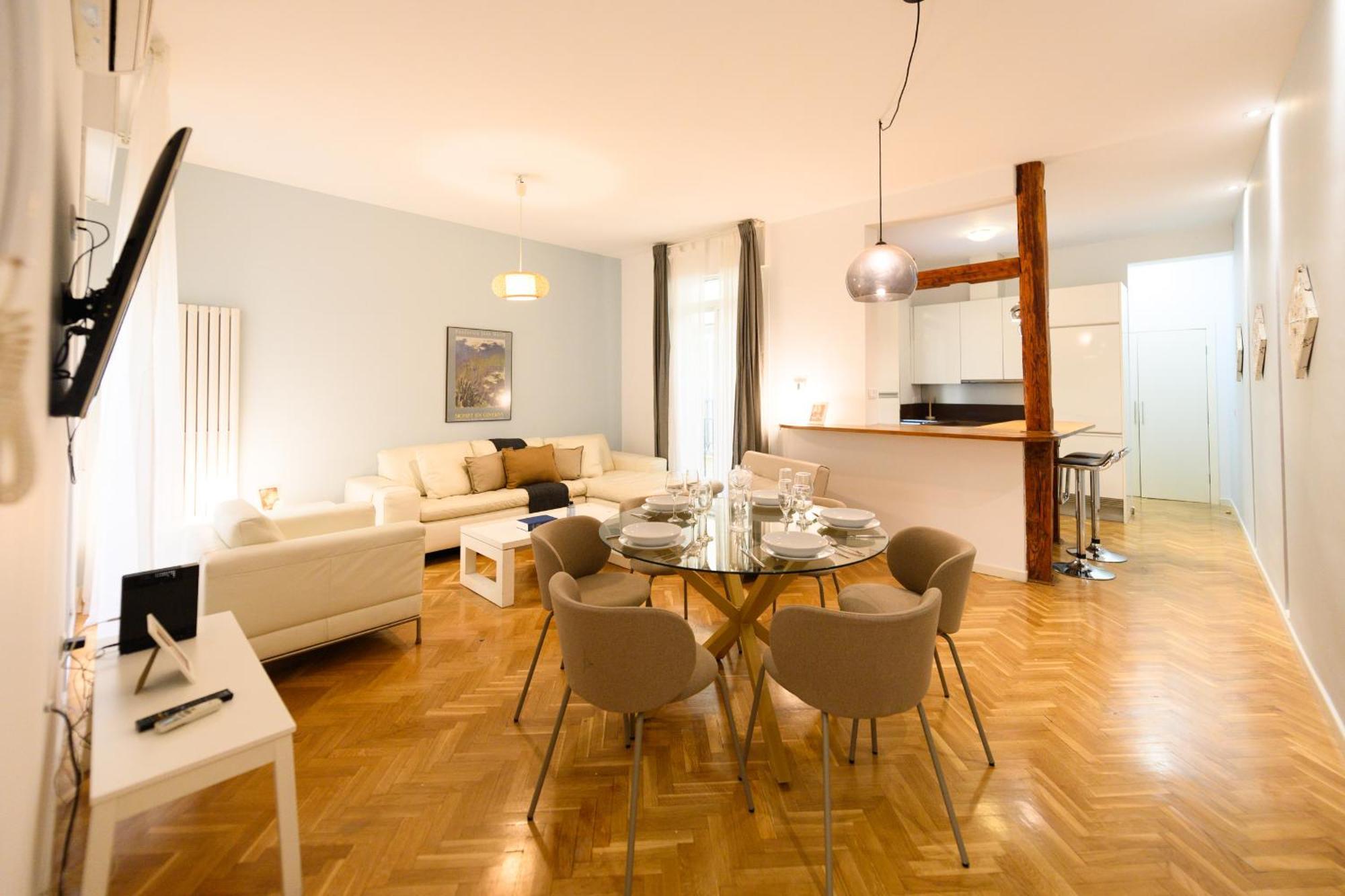 Apartment For Elegante Vivienda De 3 En El Centro De Temporal Psm9