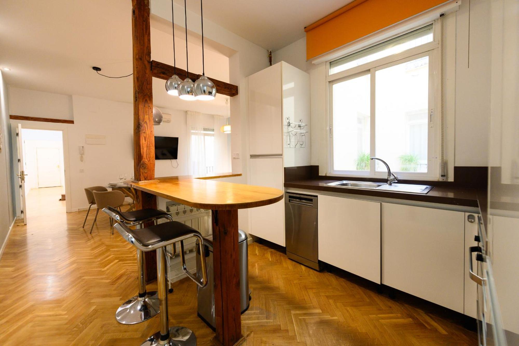 For Elegante Vivienda De 3 En El Centro De Temporal Psm9 * Madrid
