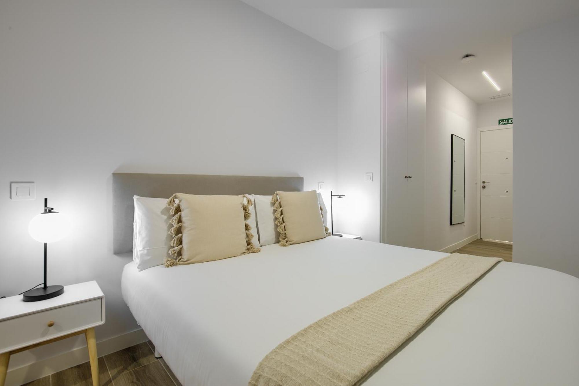 Dobo Numancia Apartment Madrid
