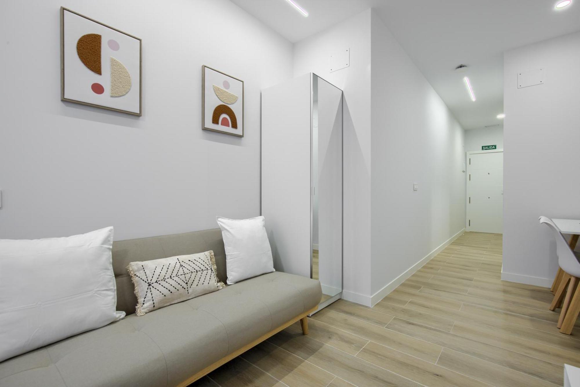 Dobo Homes Sf6 * Madrid
