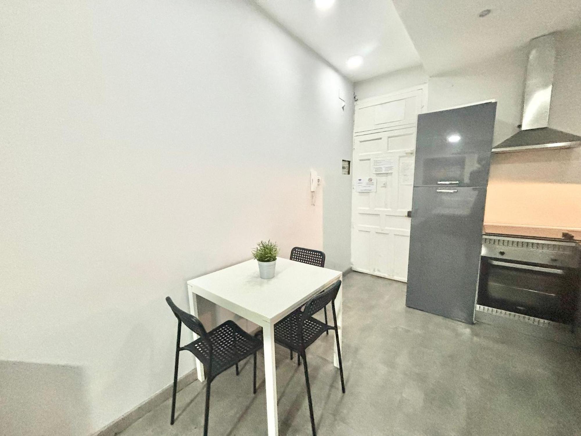 Centro Ferrocarril 2 Metro Delicias Apartment