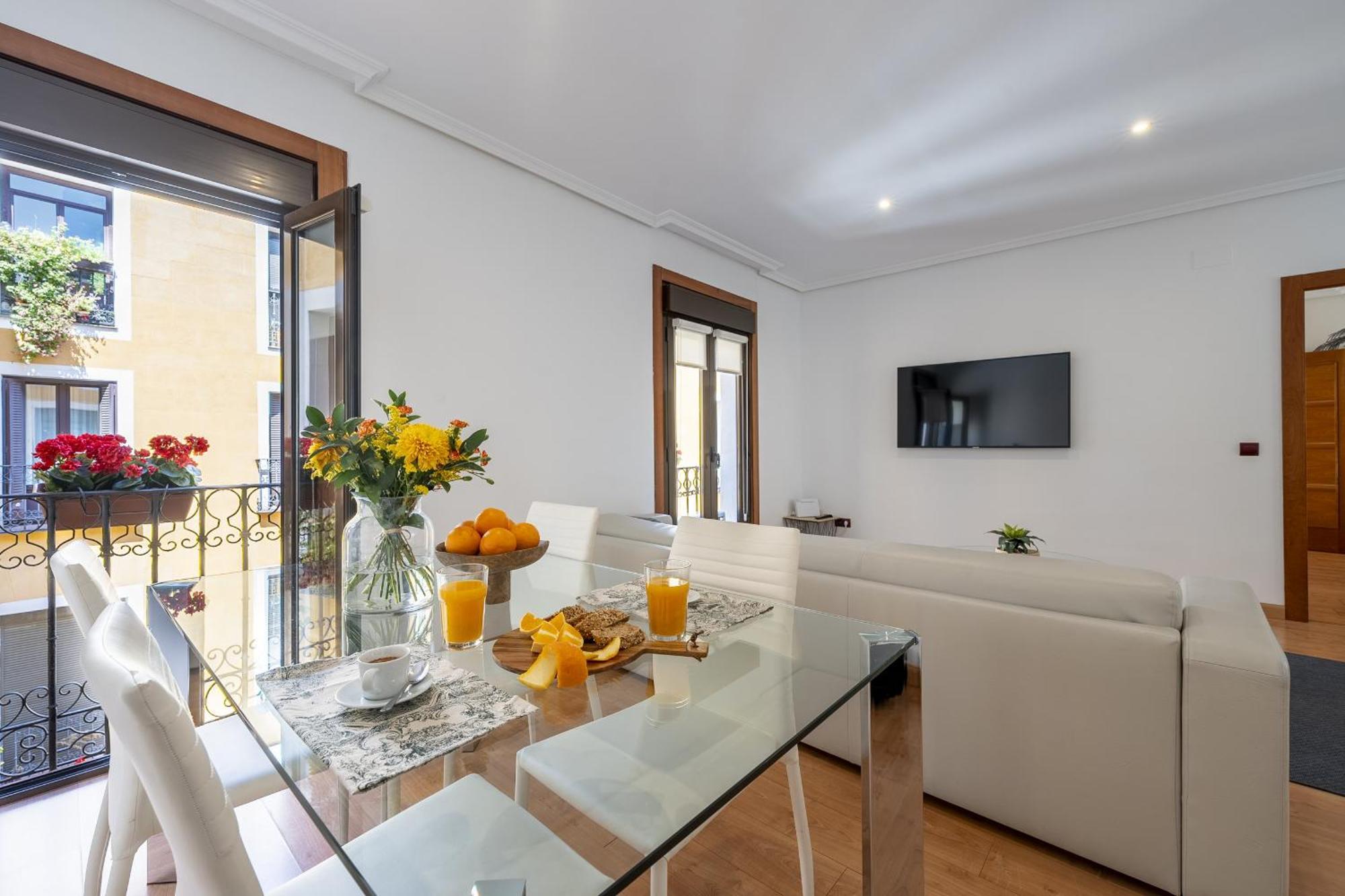 Centric Apartment *