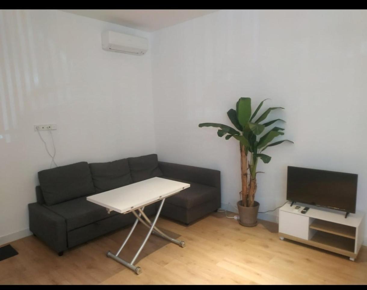 Nuevo Y Tranquilo Con Acceso Independiente Apartment *