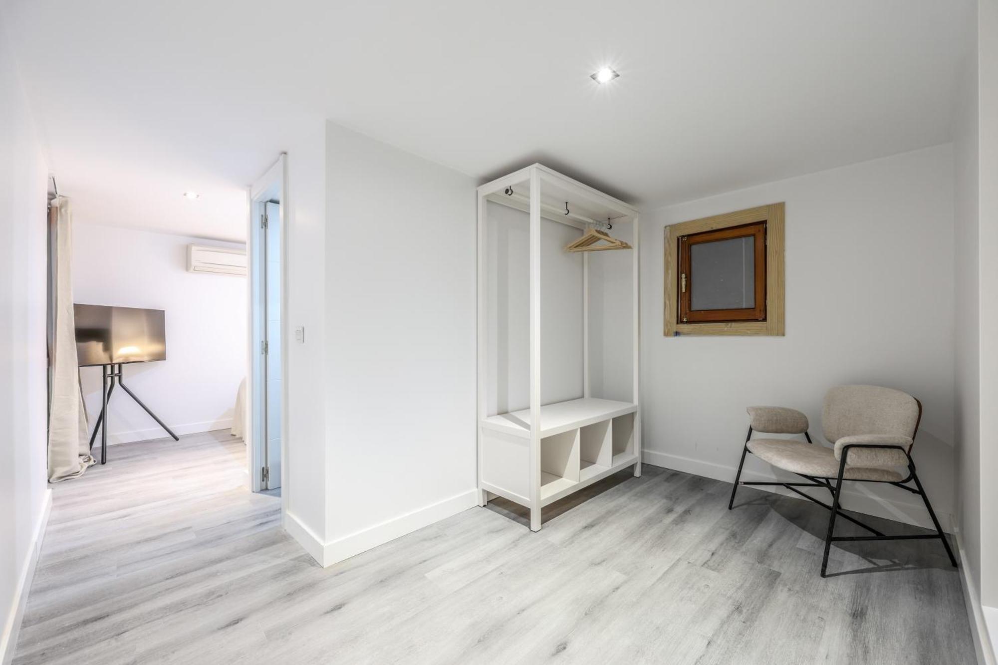 Hostel Leganitos -no Ascensor-