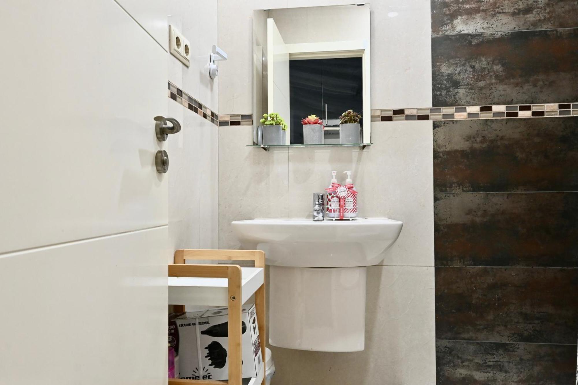 Apartment For Yoy Hermoso Tipo Estudio En Temporal Sfl5 Madrid
