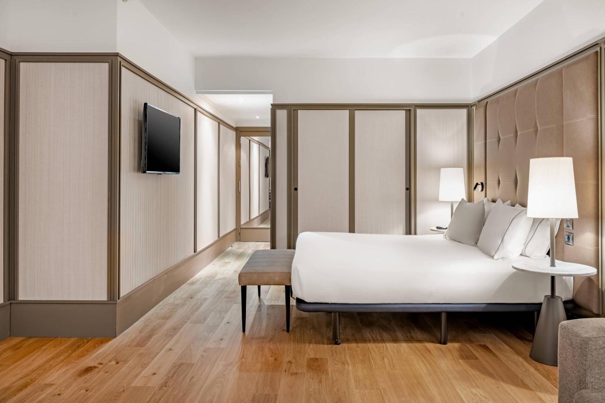Hotel Ac Avenida De America By Marriott Madrid