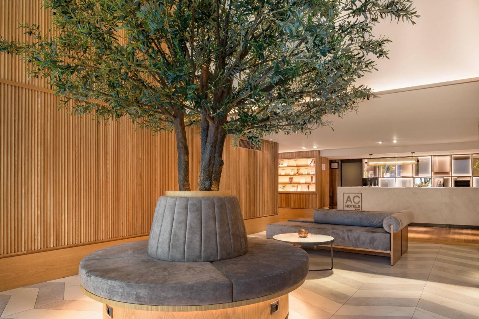 Ac Avenida De America By Marriott Hotel 3*