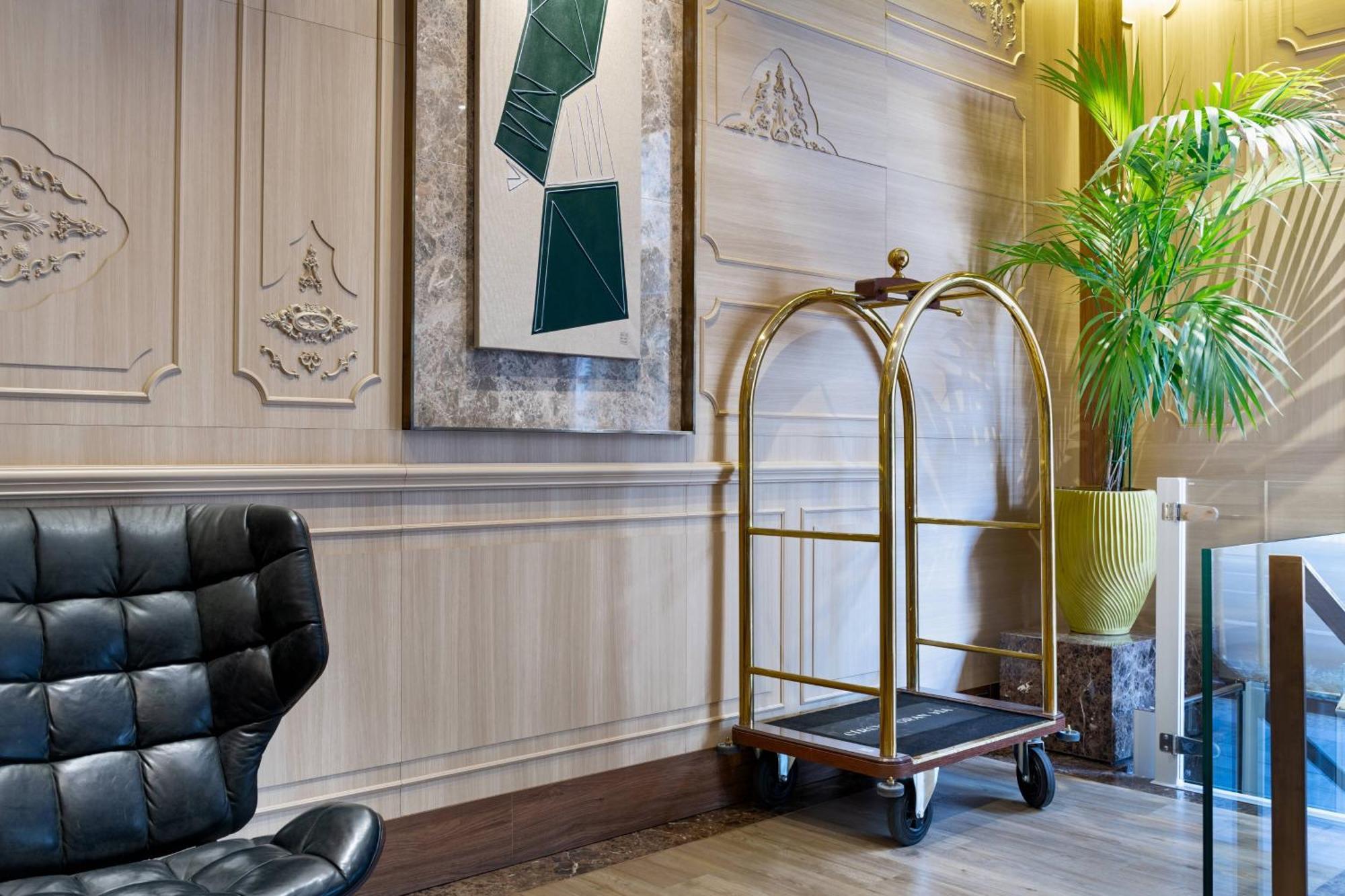 Hotel Circulo Gran Via, Autograph Collection (adults Only) 4*