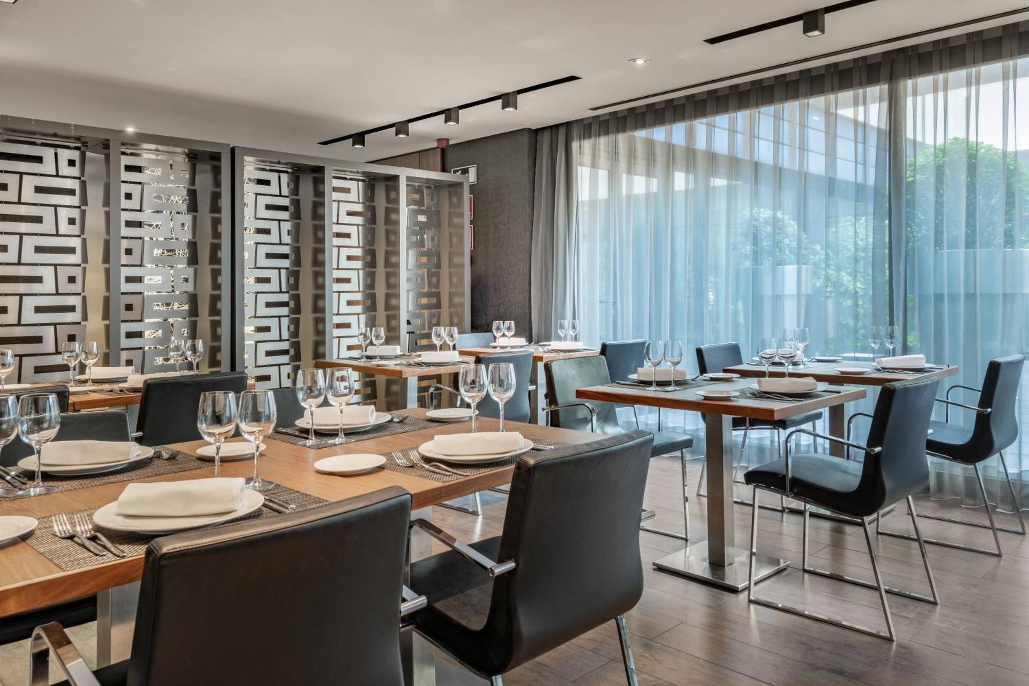 Hotel Ac Atocha By Marriott